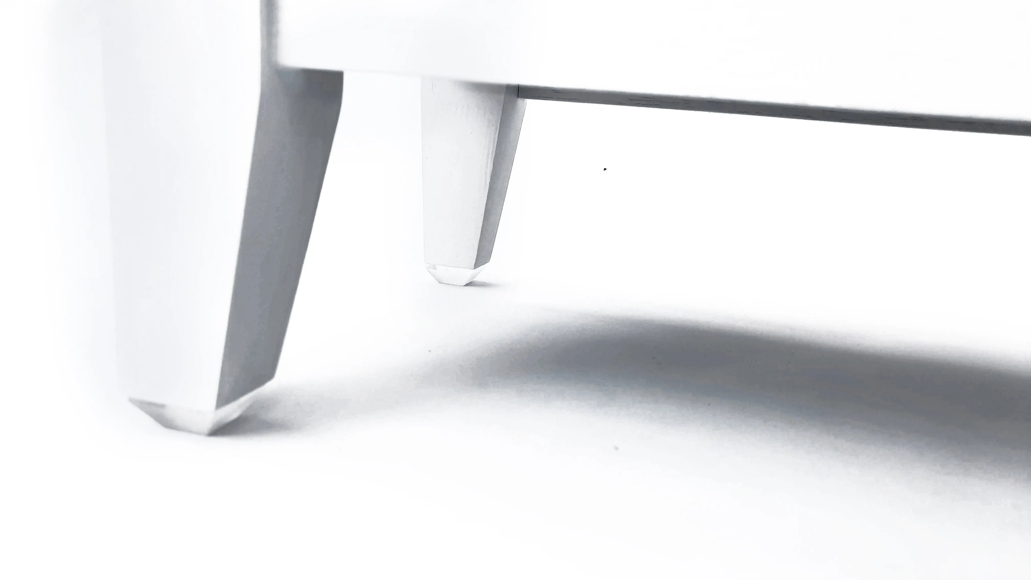 Customisable Raised Pet Feeder