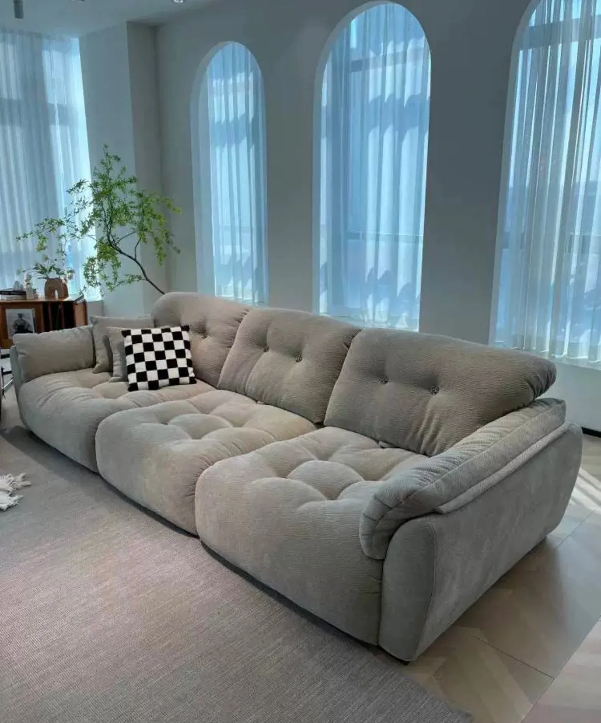 Dorsett Scratch Resistant Backrest Slider Sofa