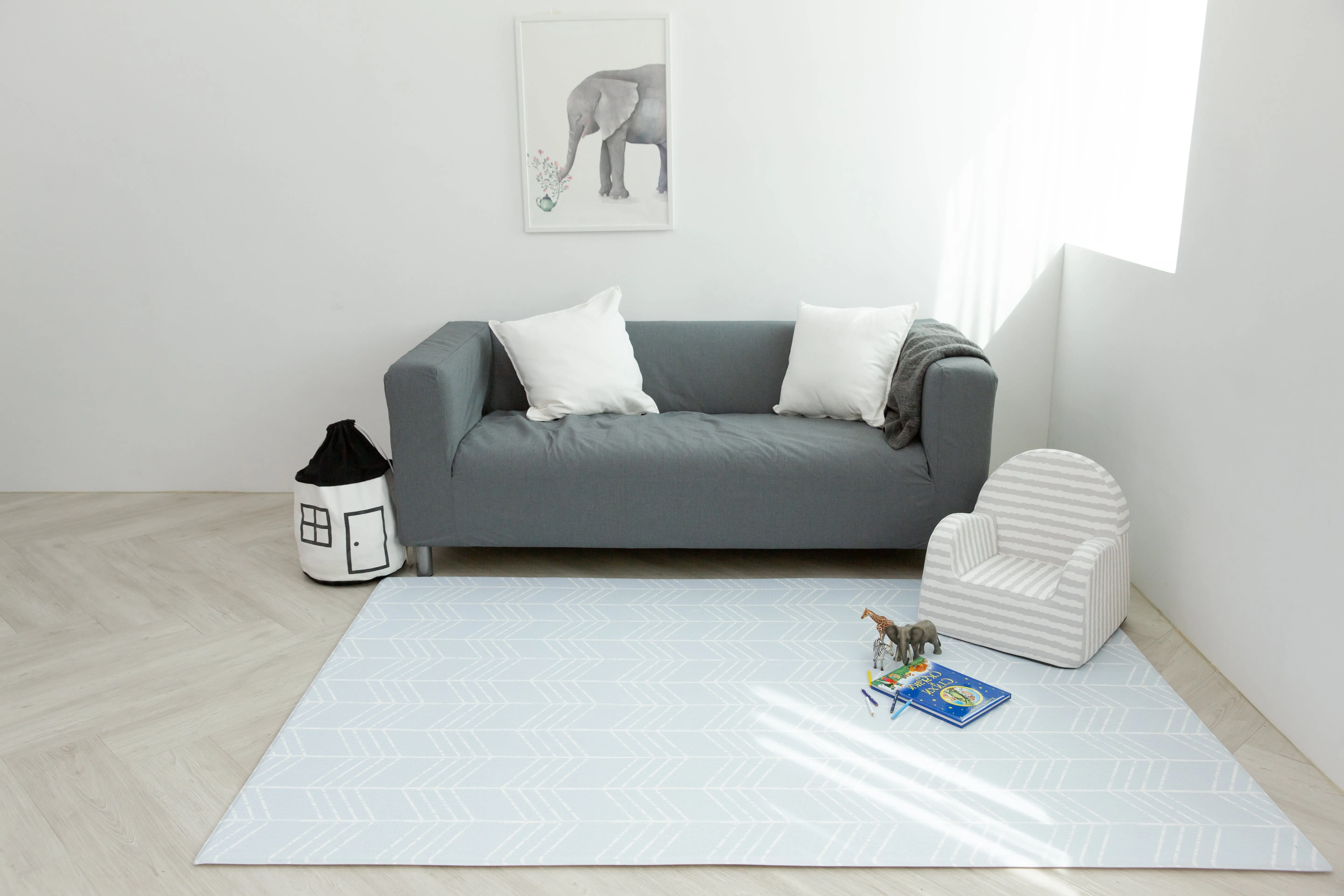 Dwingular Soffkin Leather Luxury Kids Sofa